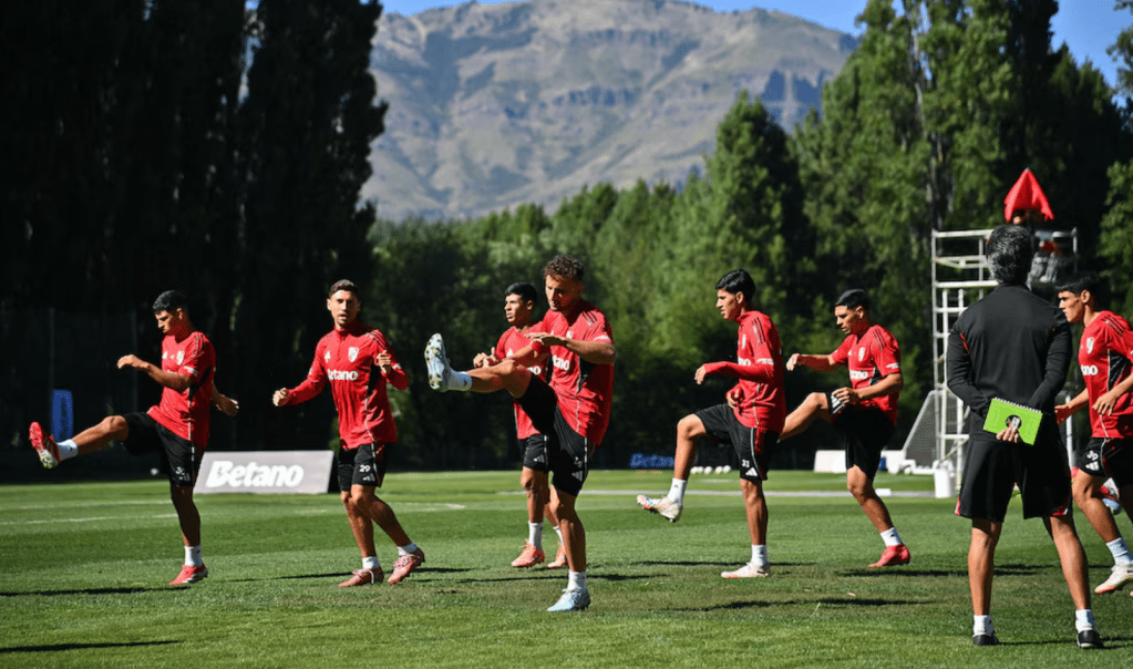 River arrancó la pretemporada con dos bajas sensibles en San Martín de los&nbsp;Andes