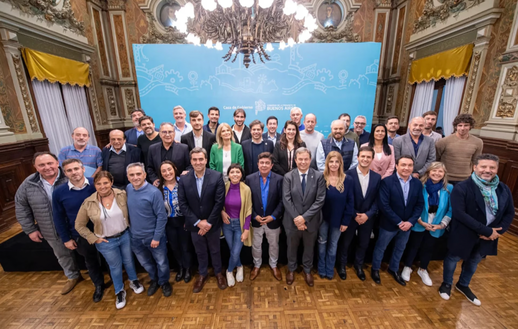 Fin de la reelección indefinida: más de 80 intendentes no podrán volver a competir en 2027 