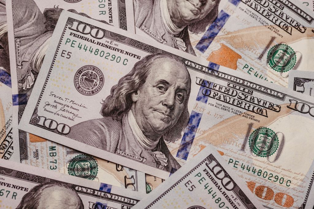 Caputo: el Banco Central ya cumple casi la meta de reservas del&nbsp;FMI